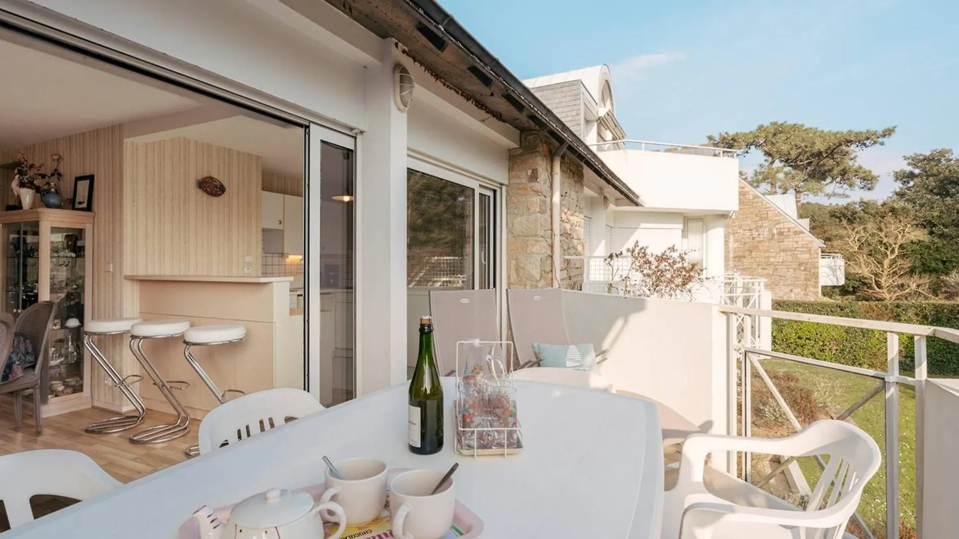 Apartment Carnac Plage: Grand T3 58M² Avec Wifi Et Parking - Fr-1-477-133